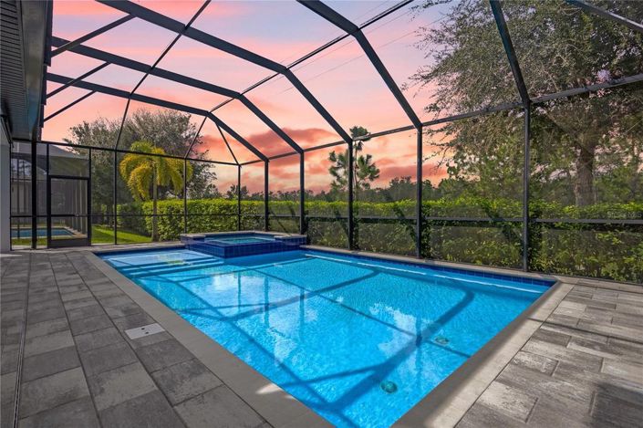 Image No.35-5 Bed House for sale