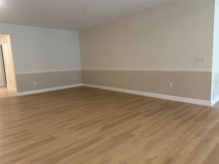 Image No.23-4 Bed House for sale