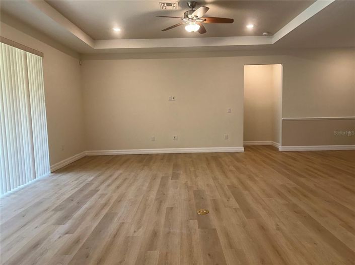 Image No.24-4 Bed House for sale