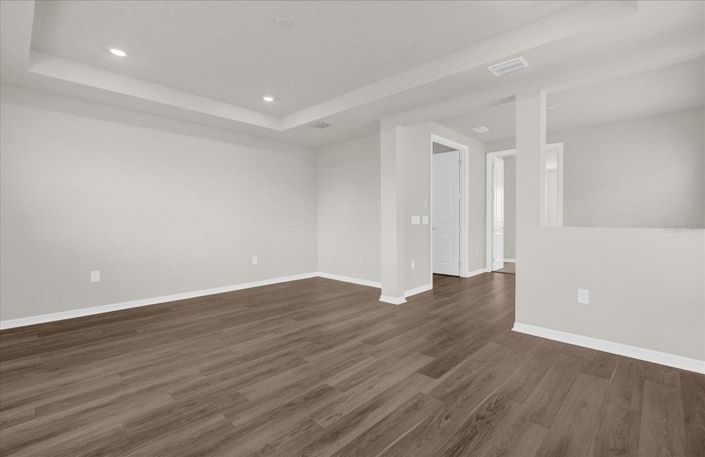 Image No.11-5 Bed House for sale