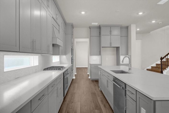 Image No.13-5 Bed House for sale