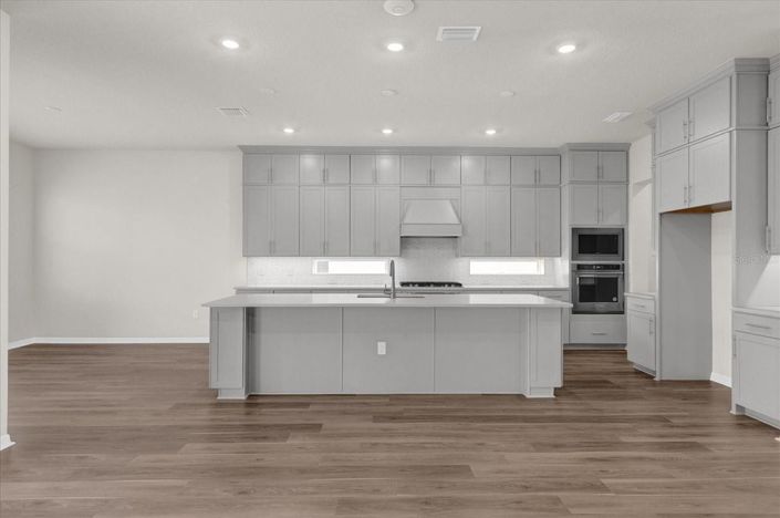 Image No.14-5 Bed House for sale