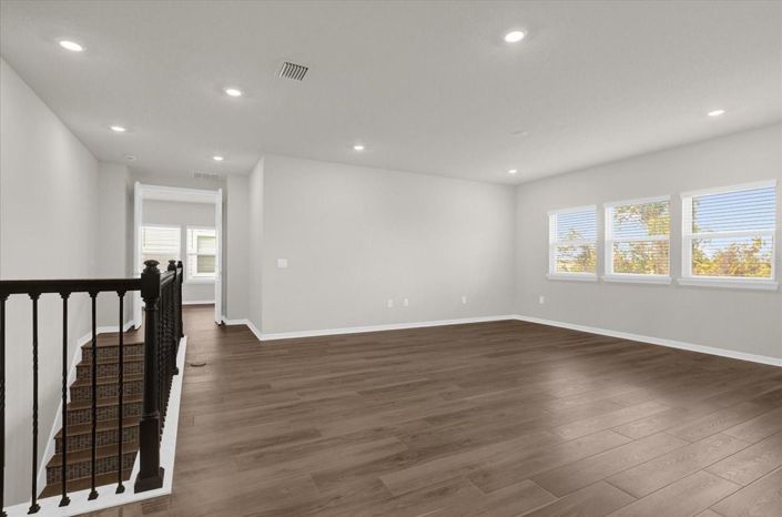 Image No.17-5 Bed House for sale