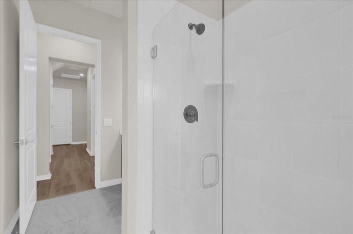 Image No.20-5 Bed House for sale