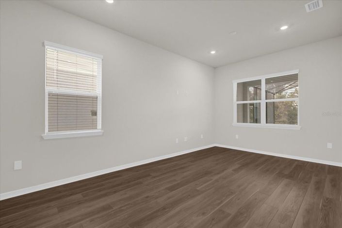 Image No.25-5 Bed House for sale