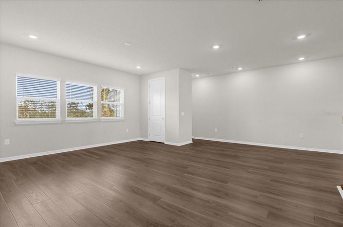 Image No.28-5 Bed House for sale