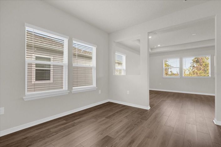 Image No.29-5 Bed House for sale