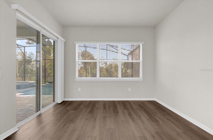 Image No.37-5 Bed House for sale