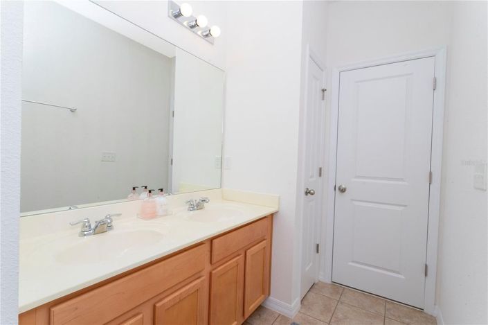 Image No.32-4 Bed House for sale