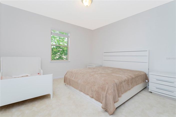 Image No.32-4 Bed House for sale