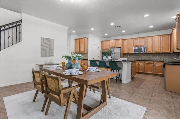 Image No.18-5 Bed House for sale