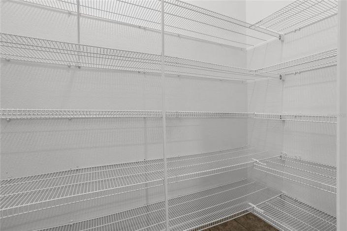 Image No.22-5 Bed House for sale