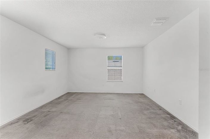 Image No.22-4 Bed House for sale