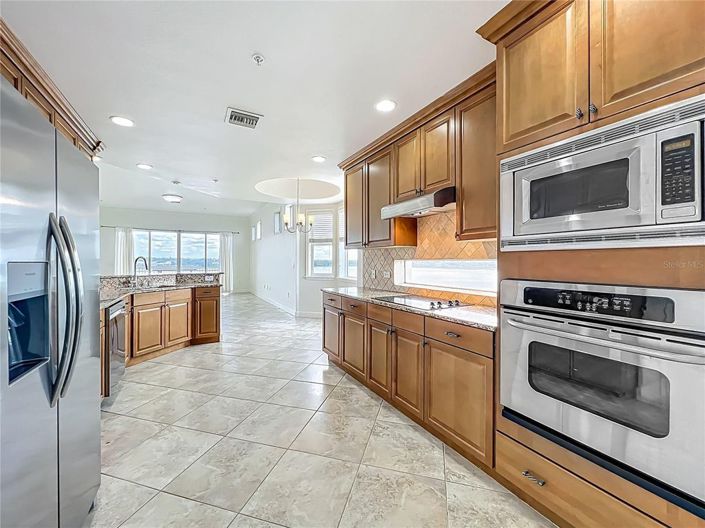 Image No.22-3 Bed Townhouse for sale