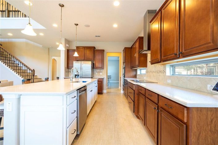 Image No.40-4 Bed House for sale