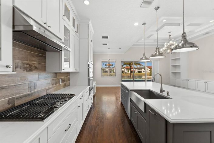 Image No.11-4 Bed House for sale