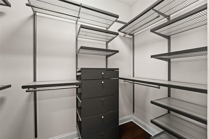 Image No.19-4 Bed House for sale