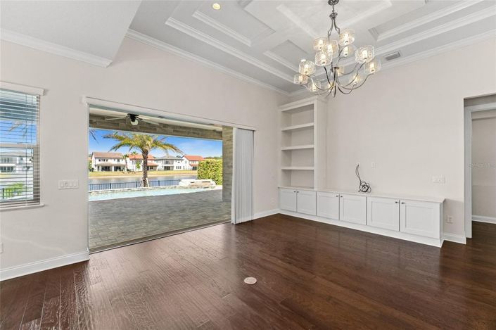 Image No.38-4 Bed House for sale