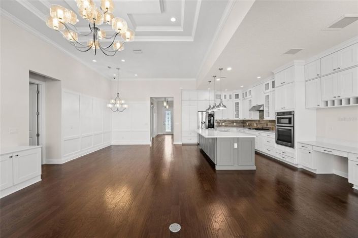 Image No.8-4 Bed House for sale