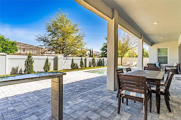 Image No.22-6 Bed House for sale