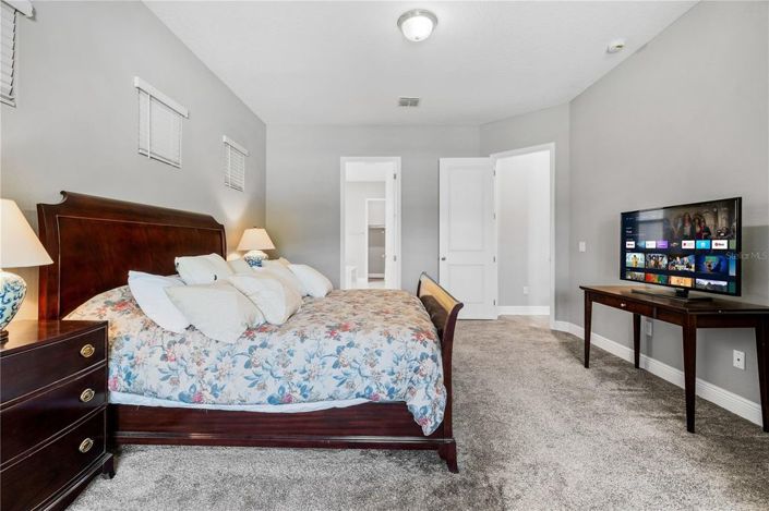 Image No.34-6 Bed House for sale