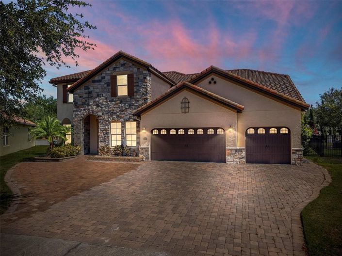 Image No.2-5 Bed House for sale