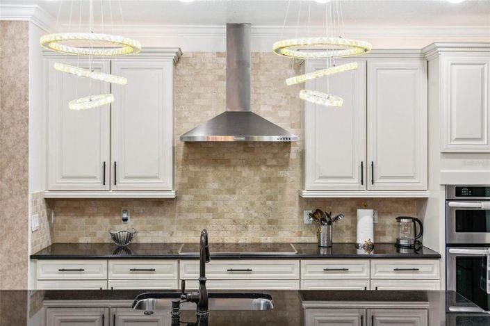 Image No.25-5 Bed House for sale