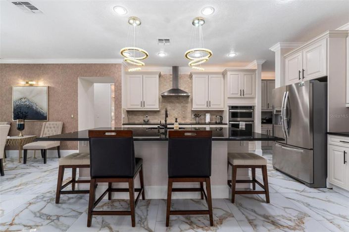 Image No.26-5 Bed House for sale