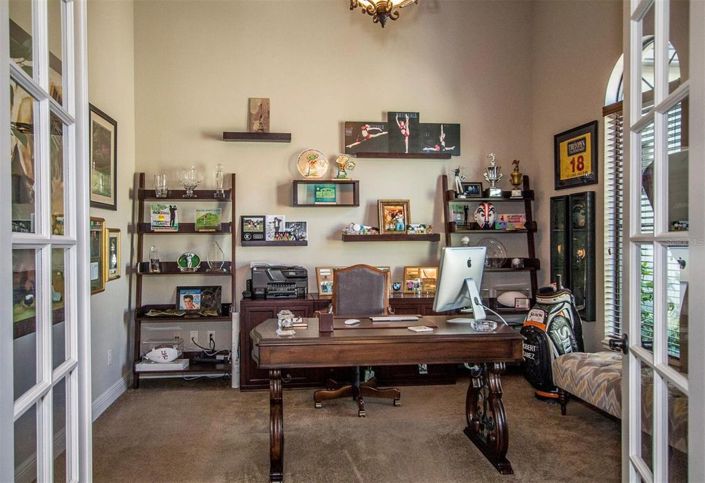 Image No.17-4 Bed House for sale