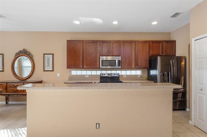 Image No.14-5 Bed House for sale