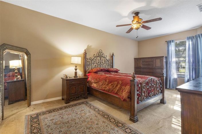 Image No.20-5 Bed House for sale