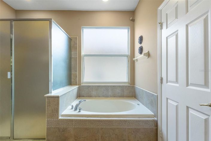 Image No.23-5 Bed House for sale