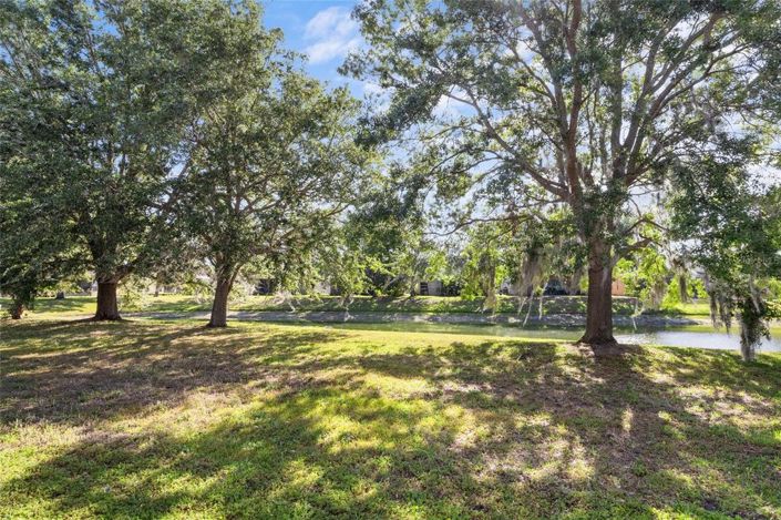 Image No.35-5 Bed House for sale