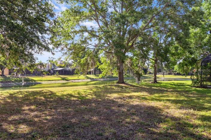 Image No.37-5 Bed House for sale