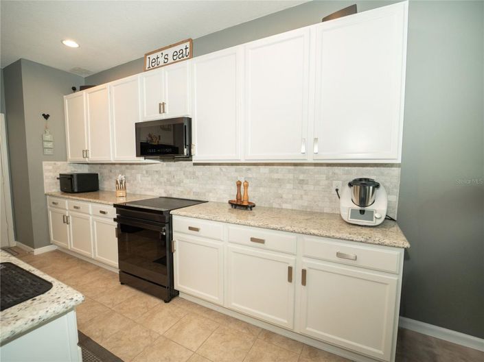 Image No.12-4 Bed House for sale