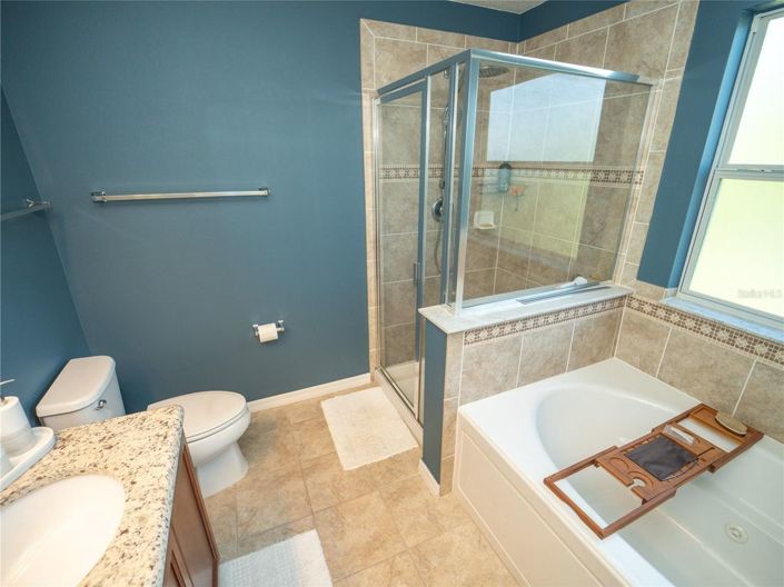 Image No.16-4 Bed House for sale