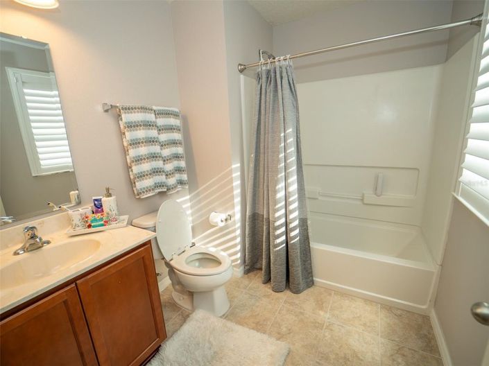 Image No.20-4 Bed House for sale