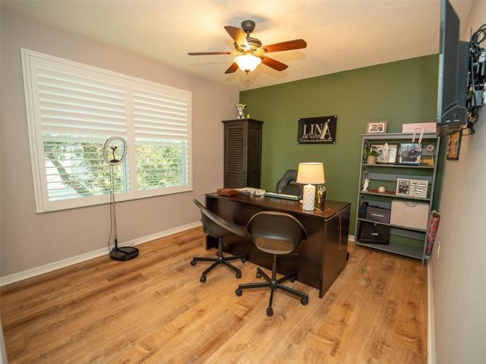 Image No.21-4 Bed House for sale