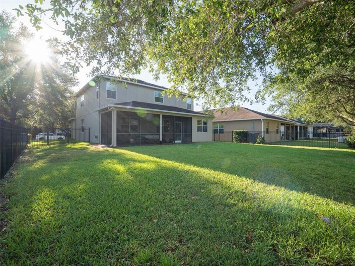 Image No.5-4 Bed House for sale