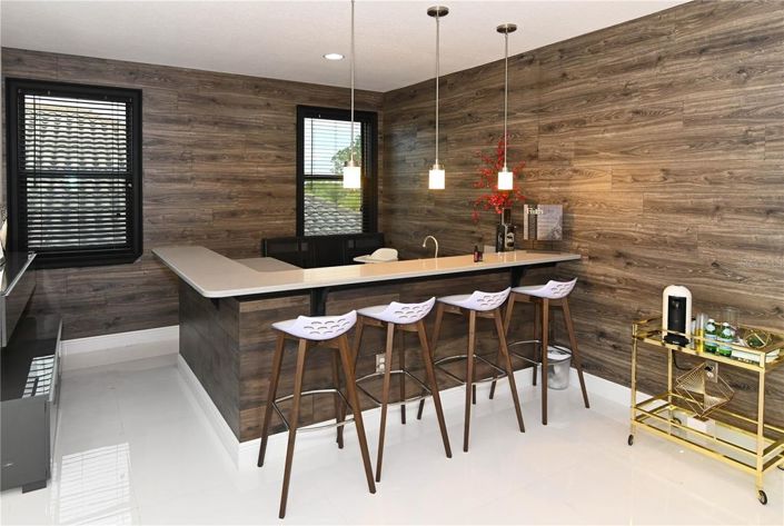 Image No.19-6 Bed House for sale