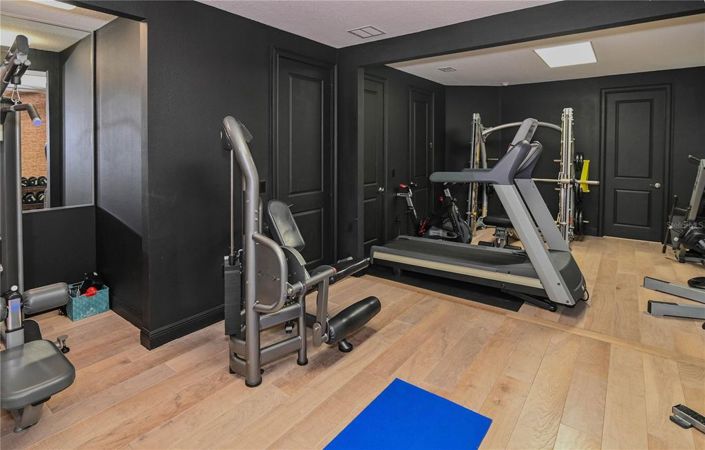 Image No.32-6 Bed House for sale