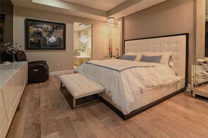 Image No.38-6 Bed House for sale