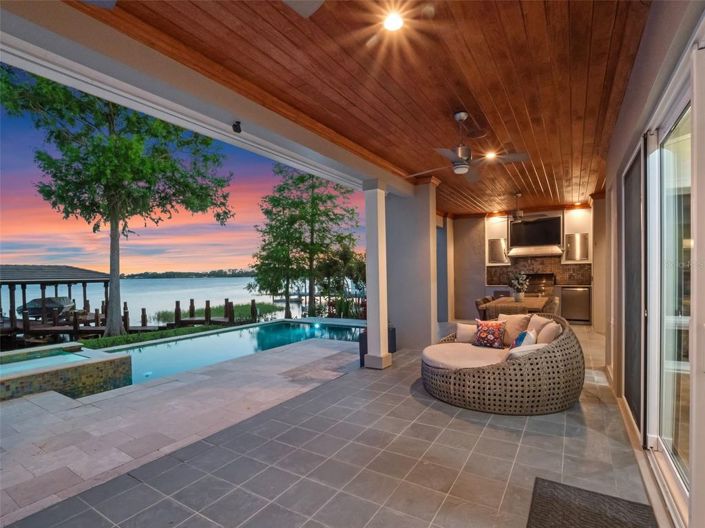 Image No.2-5 Bed House for sale