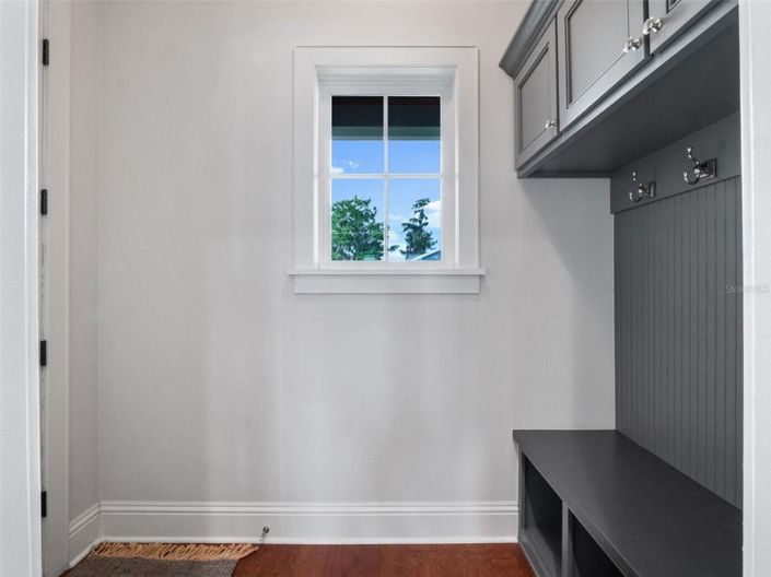 Image No.37-5 Bed House for sale