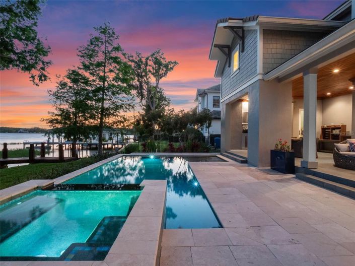 Image No.7-5 Bed House for sale