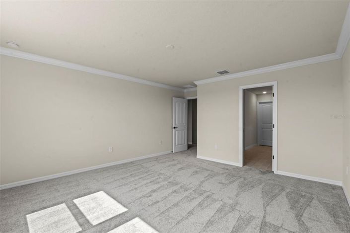 Image No.18-5 Bed House for sale