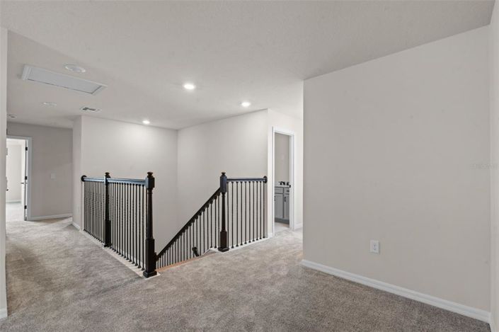 Image No.7-5 Bed House for sale