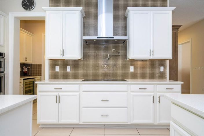 Image No.22-6 Bed House for sale