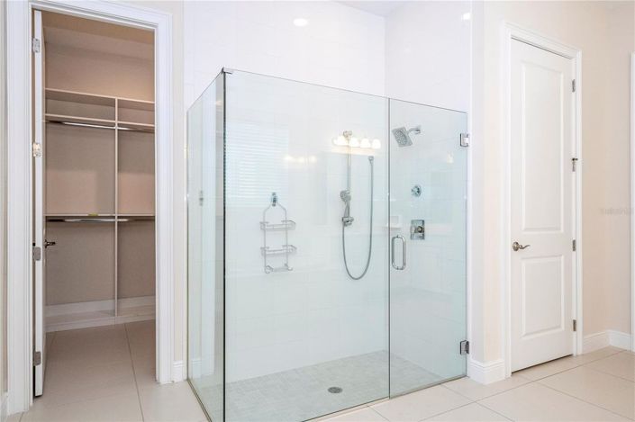 Image No.39-6 Bed House for sale