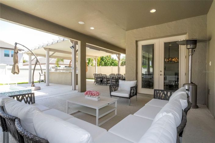 Image No.40-6 Bed House for sale